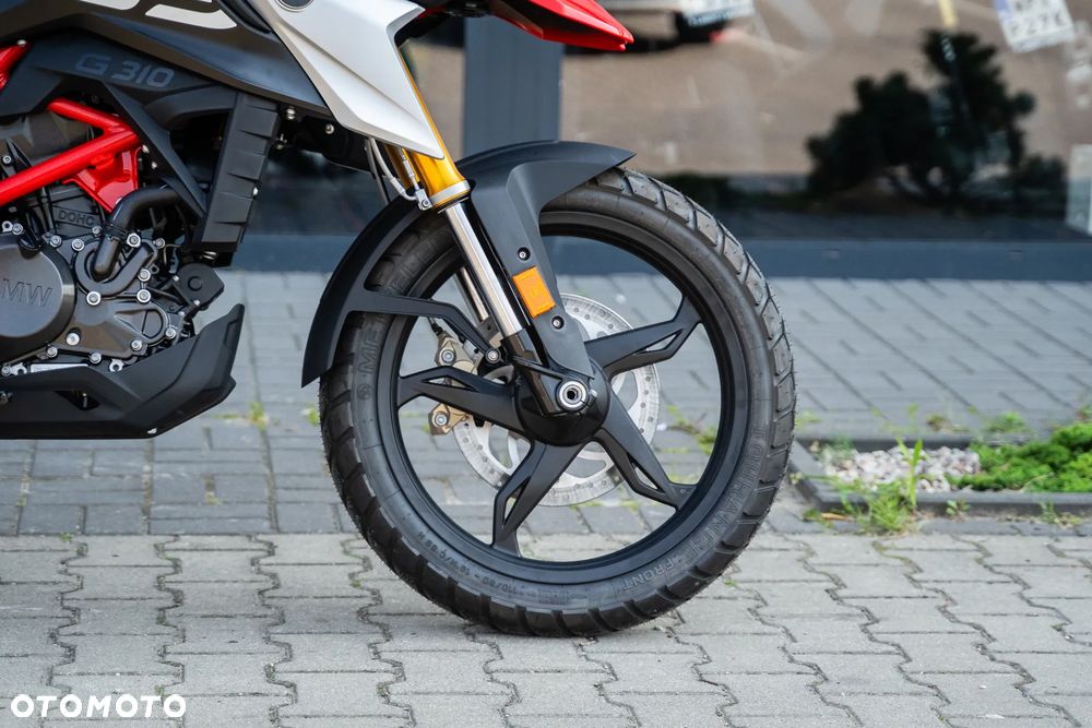 BMW G - 11