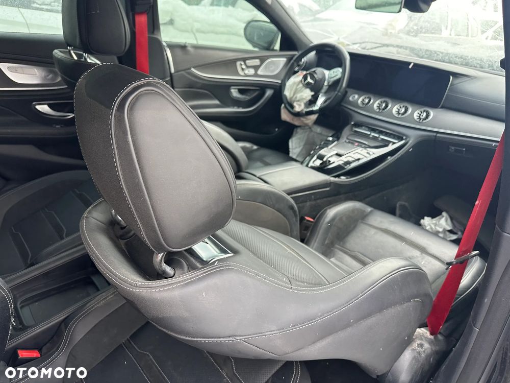 Mercedes-Benz AMG GT 63 S 4Matic+ Coupe Speedshift MCT 9G Sonderedition Rubellitrot - 9