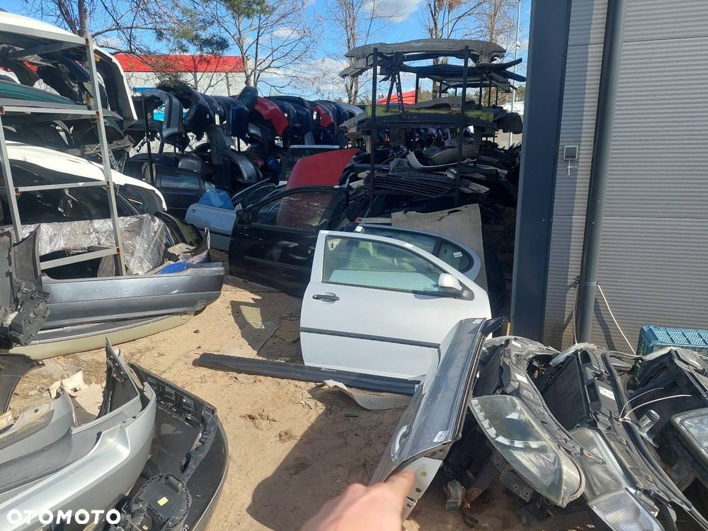 DRZWI KOMPLETNE LEWY PRZÓD AUDI A5 8T 3D COUPE LX7W - 4