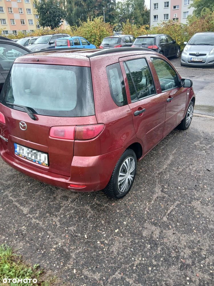 Mazda 2 - 4