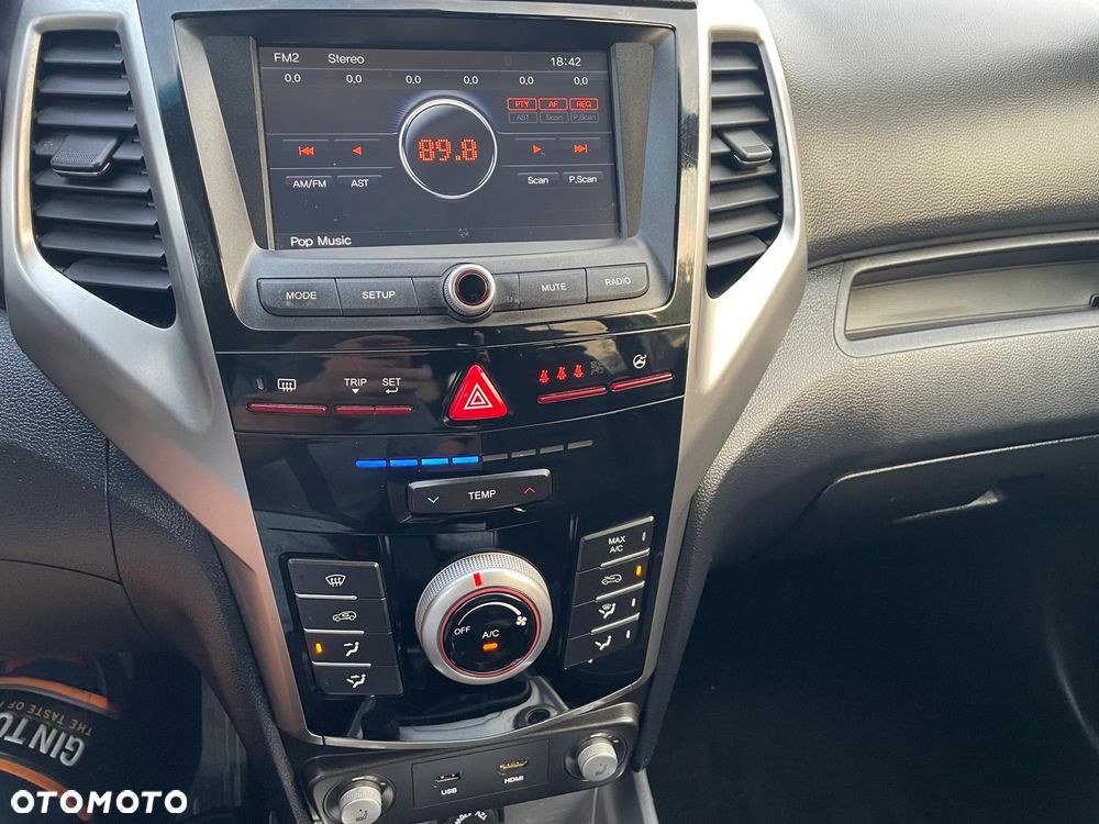 SsangYong/KGM Tivoli 1.6 D Quartz - 21