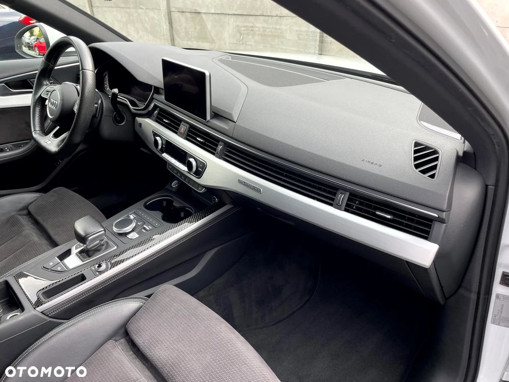 Audi A4 Avant 40 TDI quattro S tronic S line - 28