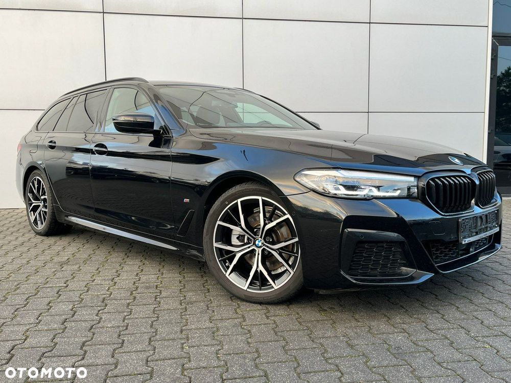 BMW Seria 5 520d xDrive M Sport Edition - 6