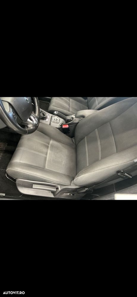 Renault Megane dCi 95 FAP LIMITED - 9