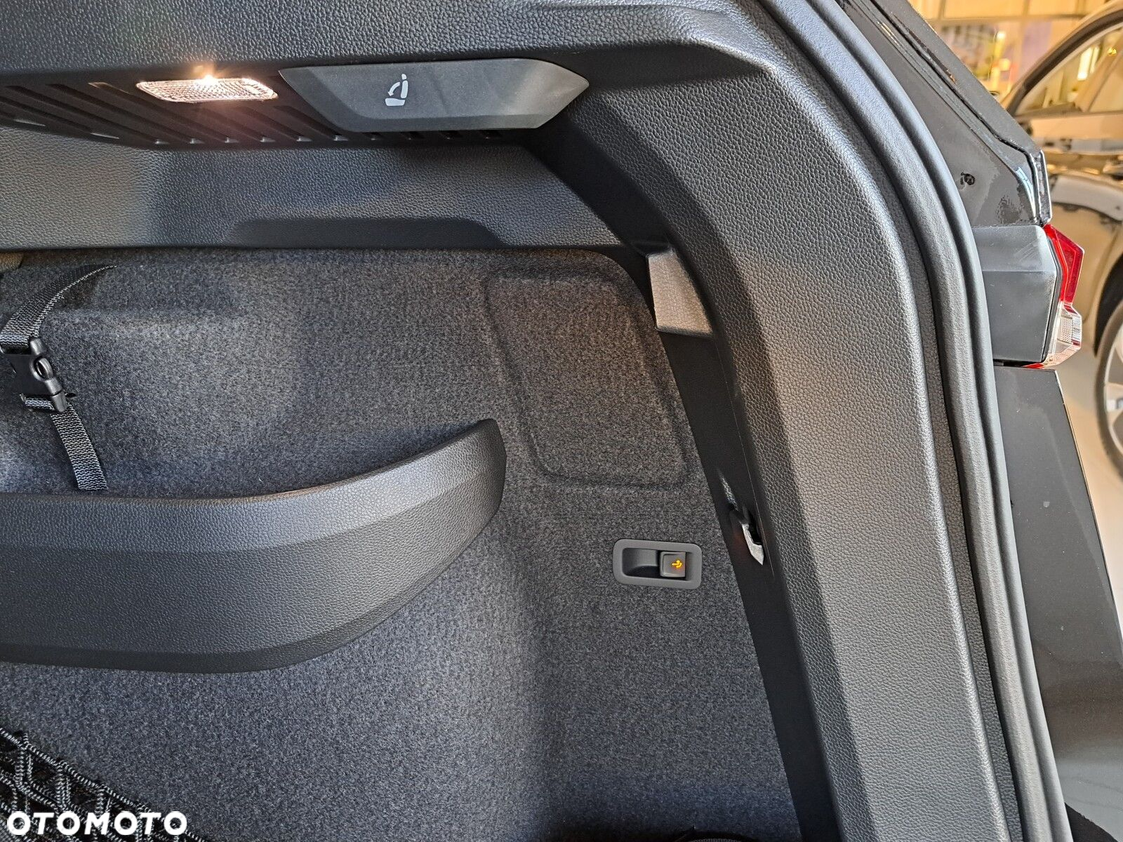 Skoda Karoq 1.5 TSI ACT Sportline DSG - 32