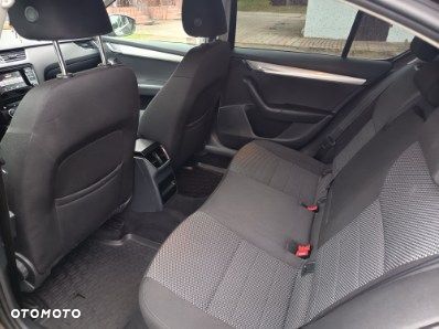 Skoda Octavia 1.4 TSI Ambition - 9