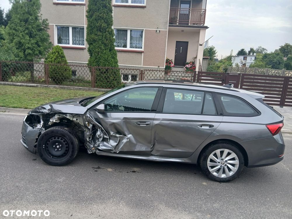 Skoda Octavia 2.0 TDI Sportline DSG - 15