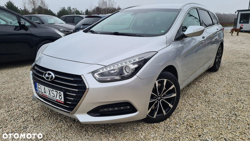 Hyundai i40 Kombi 1.7 CRDi DCT Premium - 10