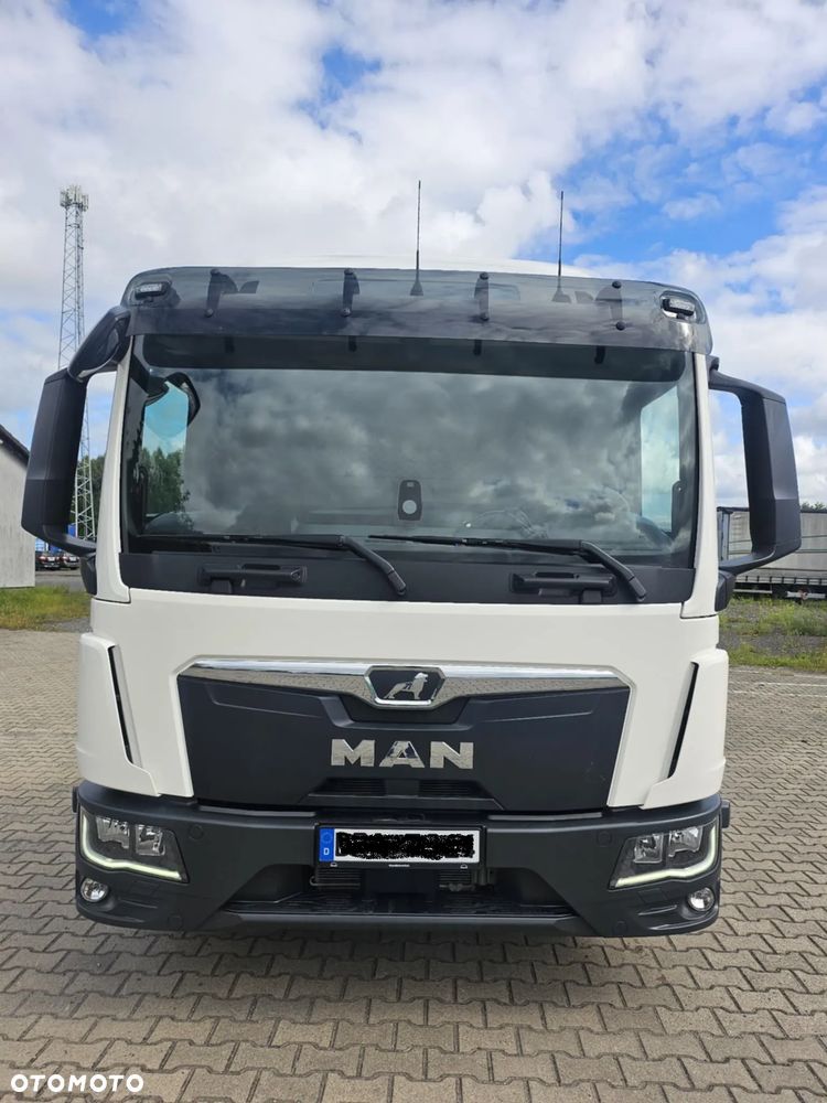 MAN TGL III  8.250 - 4