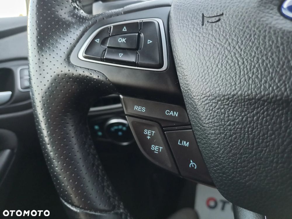 Ford Focus 1.0 EcoBoost ST-Line ASS - 31