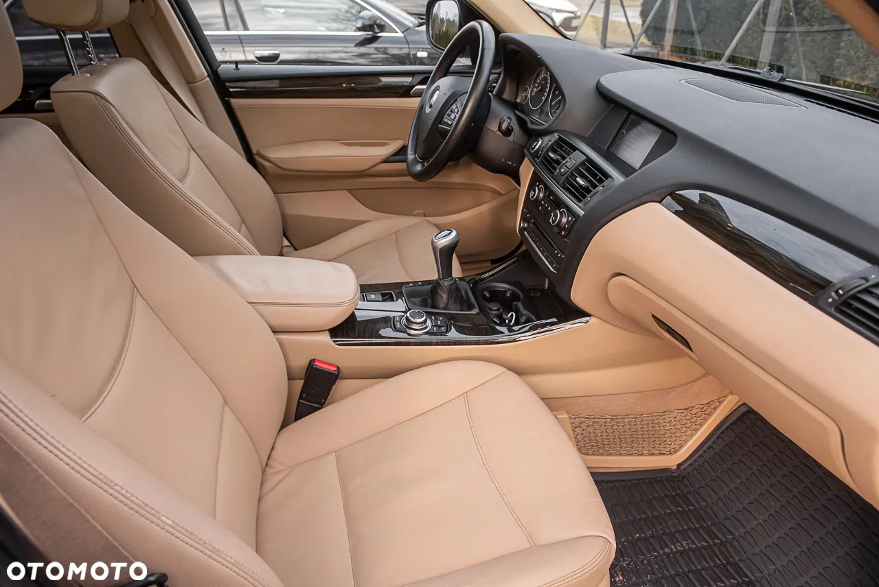 BMW X3 xDrive20d - 28