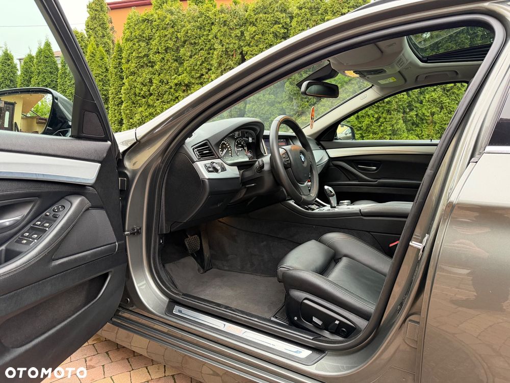 BMW Seria 5 520d Luxury Line - 20