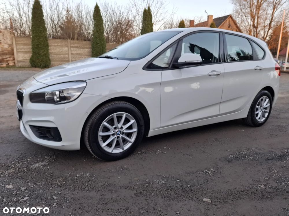BMW Seria 2 218d xDrive Luxury Line - 9