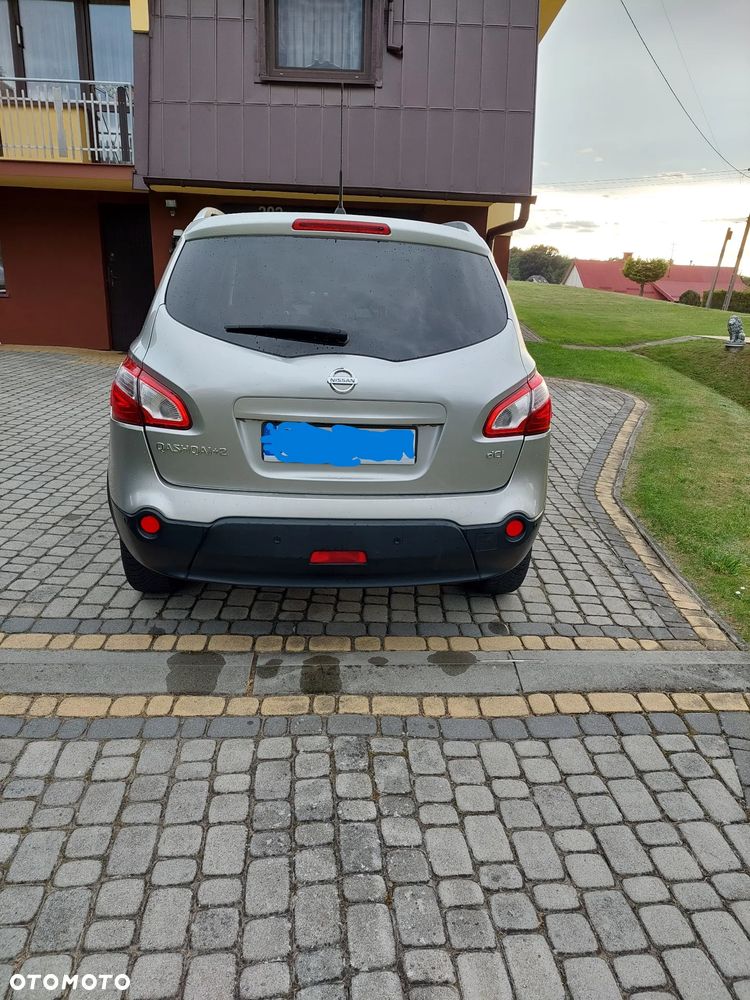 Nissan Qashqai+2 - 10