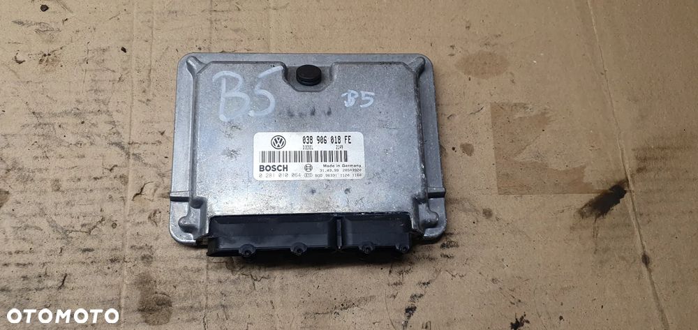 Komputer sterownik silnika VW Passat B5 1.9 TDI 038906018FE - 1