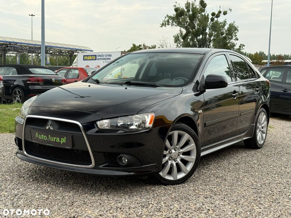 Mitsubishi Lancer - 1