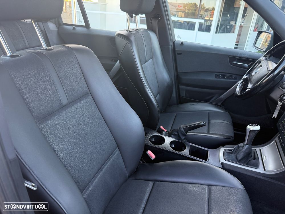 BMW X3 2.0 d LifeStyle - 14