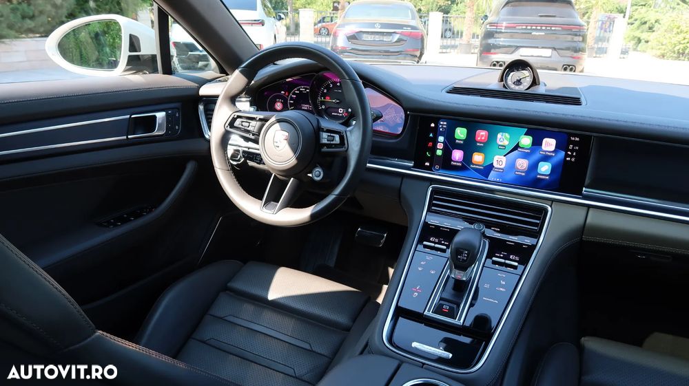 Porsche Panamera 4 E-Hybrid Platinum Edition - 23