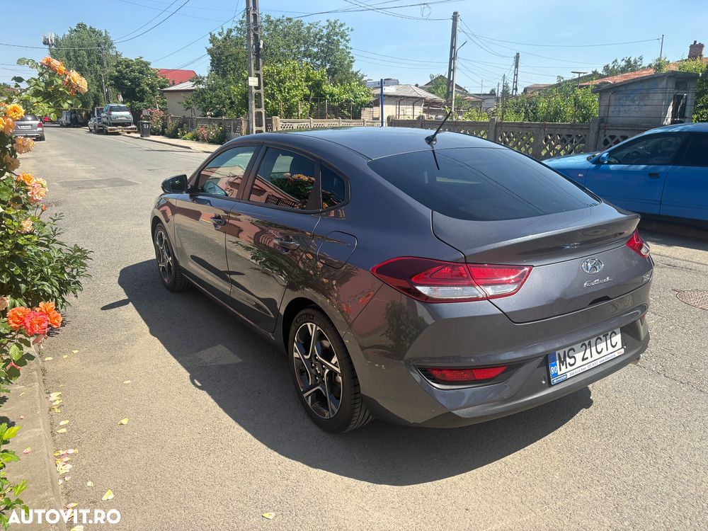 Hyundai i30 1.0 T-GDI 120CP 5DR M/T Highway - 4