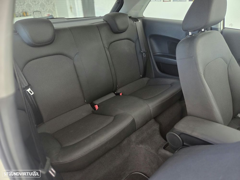 Audi A1 1.6 TDI Ambition - 13