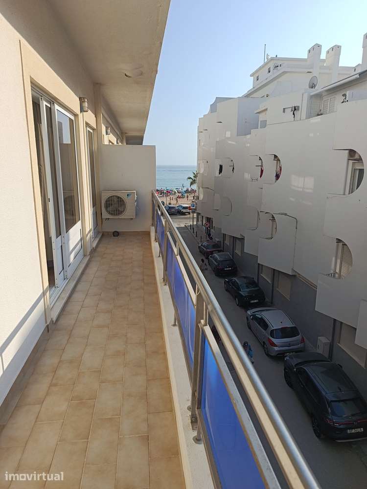 Apartamento T2 com 2 casas de banho em Quarteira - Grande imagem: 3/15