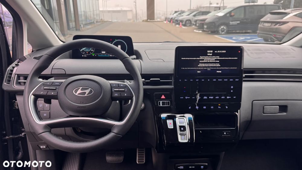 Hyundai Staria 1.6 T-GDI HEV Smart Business - 11