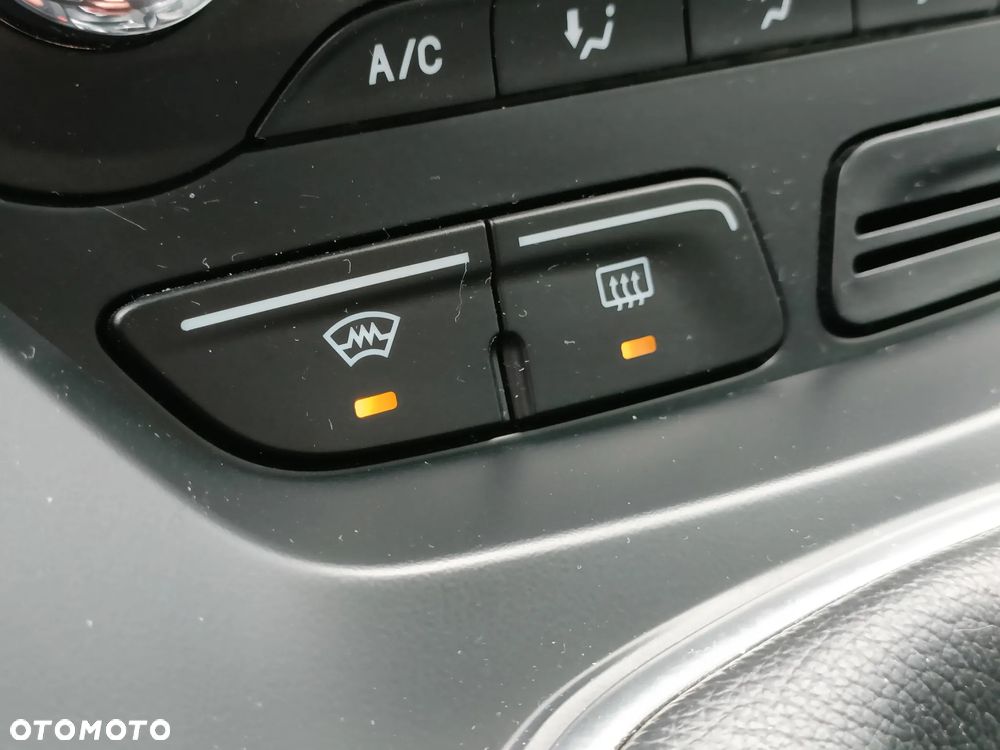 Ford C-MAX 1.6 Edition - 20