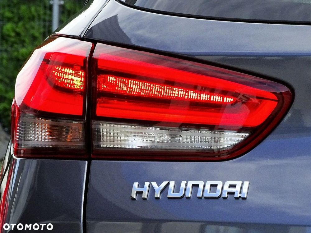 Hyundai i30 1.6 CRDI Premium DCT - 16
