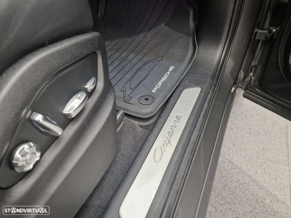 Porsche Cayenne E-Hybrid - 32