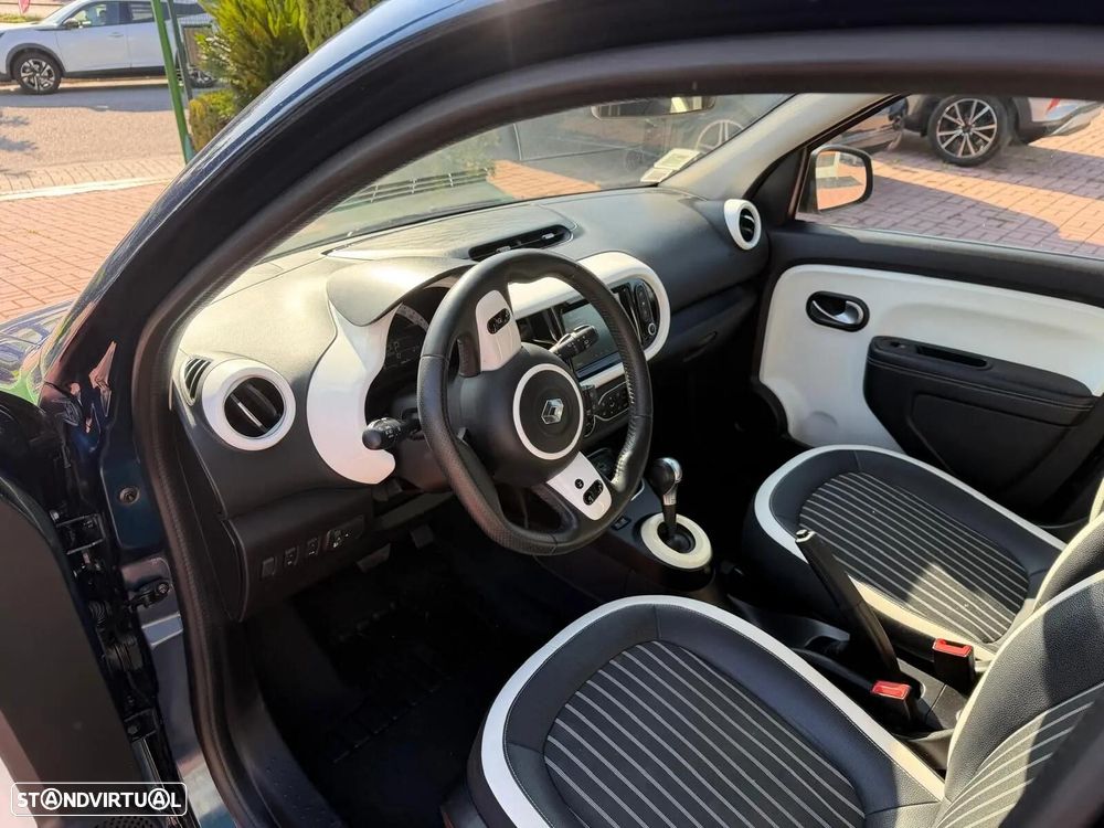 Renault Twingo Z.E. 22 Intens - 20