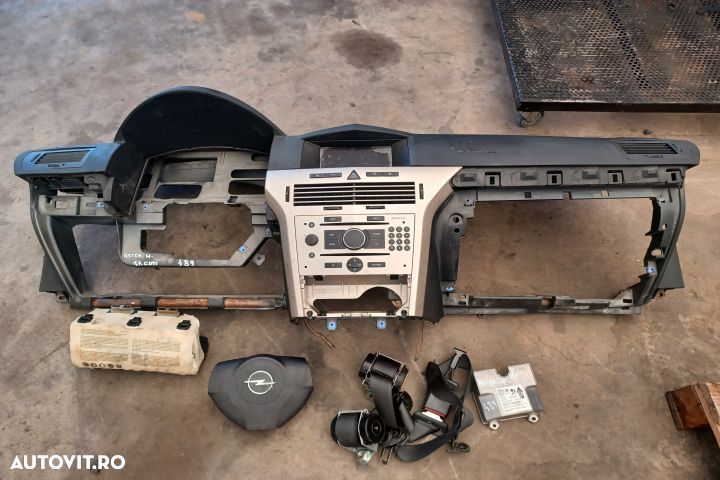 Kit airbag cu plansa de bord Opel Astra H (facelift)  [din 2005 pana  2015] seria wagon 1.7 CDTI MT - 1