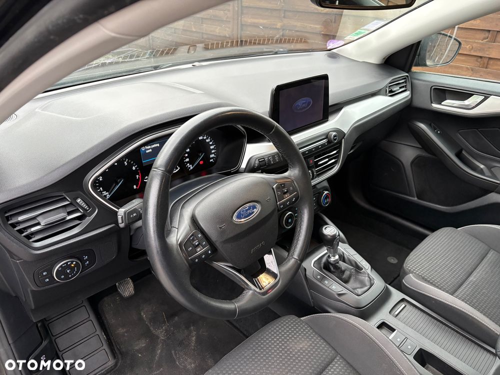 Ford Focus 1.0 EcoBoost Trend Edition Business - 6