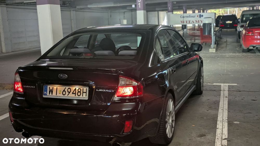 Subaru Legacy - 14