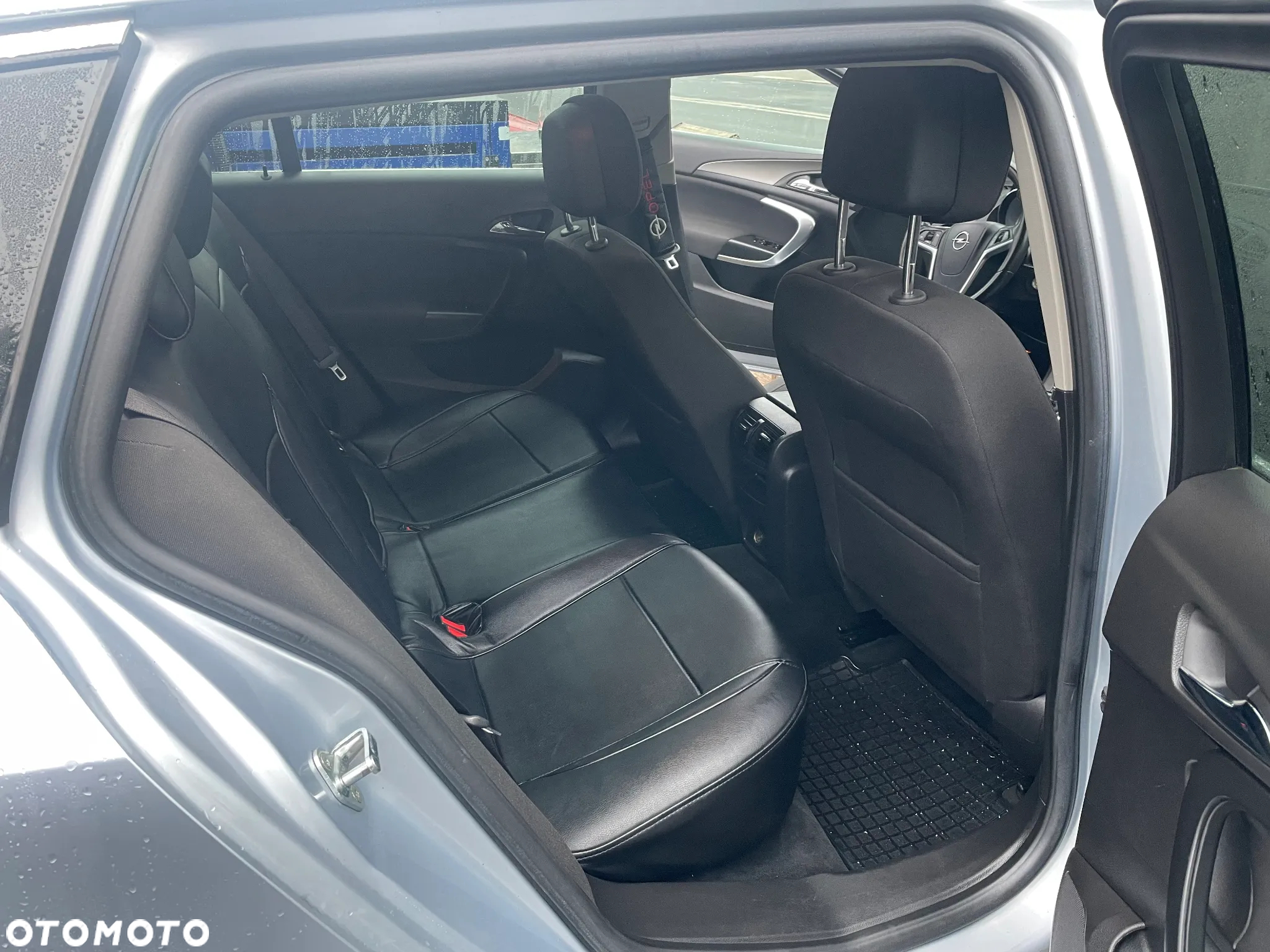 Opel Insignia 2.0 CDTI - 12