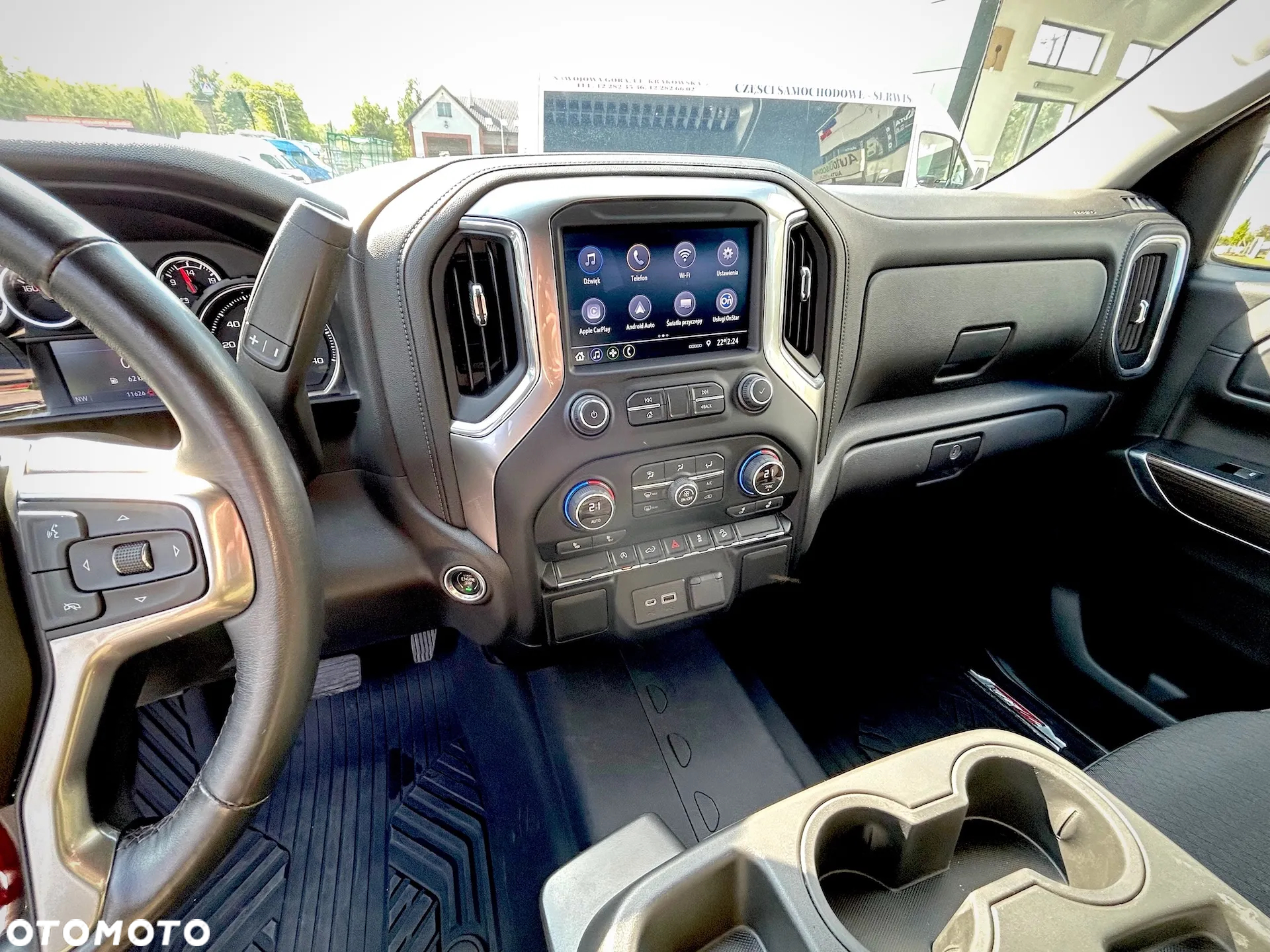 Chevrolet Silverado - 23