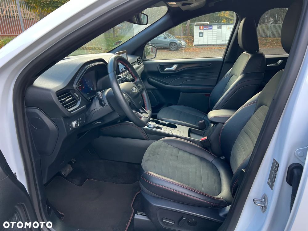 Ford Kuga 2.5P PHEV FWD ST-Line X - 9