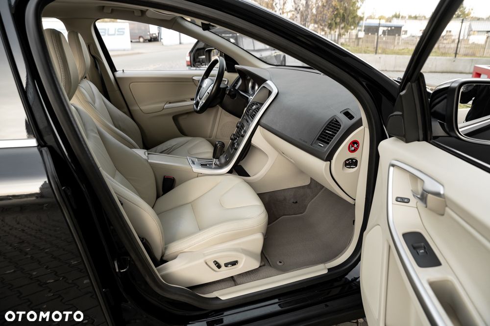 Volvo XC 60 D3 AWD Summum - 23