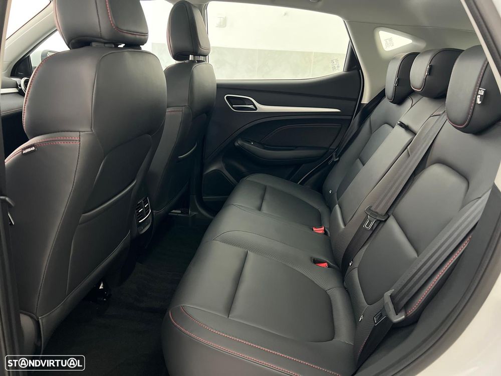 MG ZS EV 72.6 kWh Luxury - 46