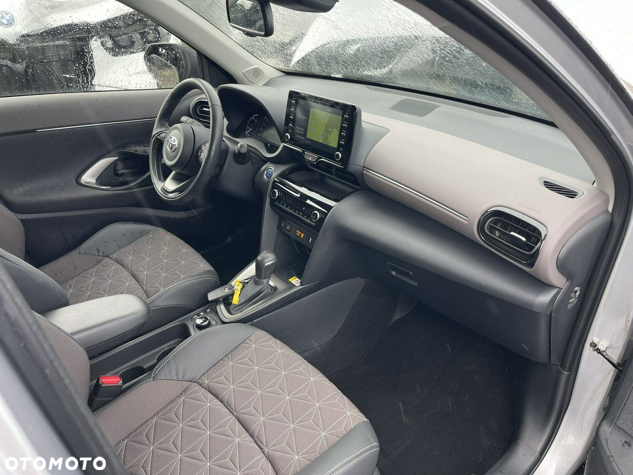 Toyota Yaris Cross Hybrid 1.5 Executive 4x4 - 9