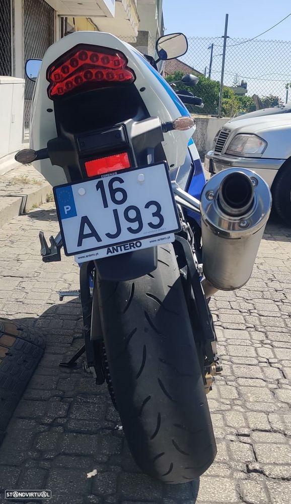Suzuki GSX-R 600 - 9