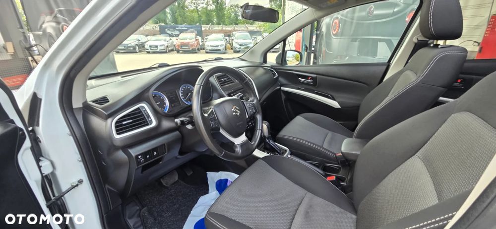Suzuki SX4 S-Cross 1.6 VVT CVT 4x2 Comfort - 31