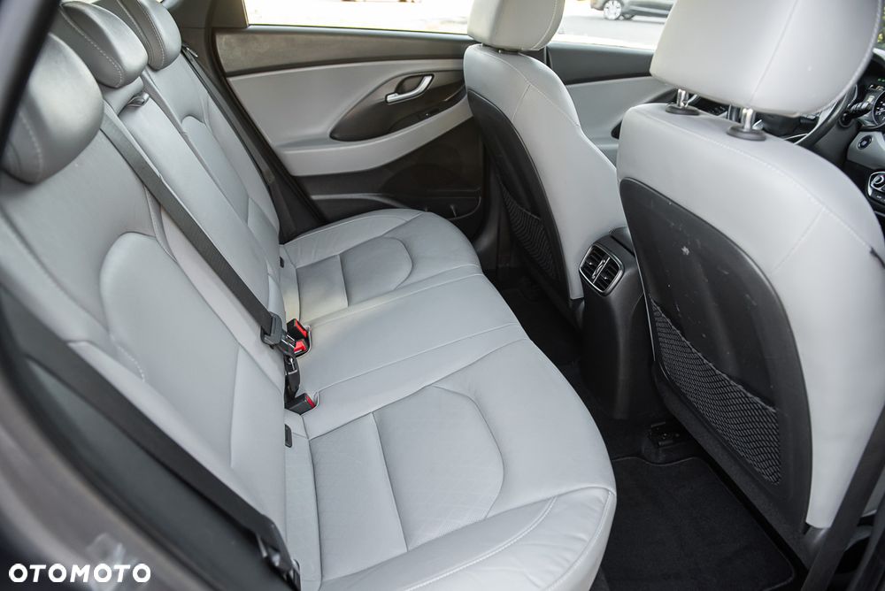 Hyundai i30 1.4 T-GDI DCT Premium - 34