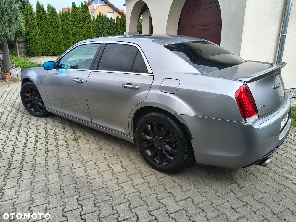 Chrysler 300s - 4