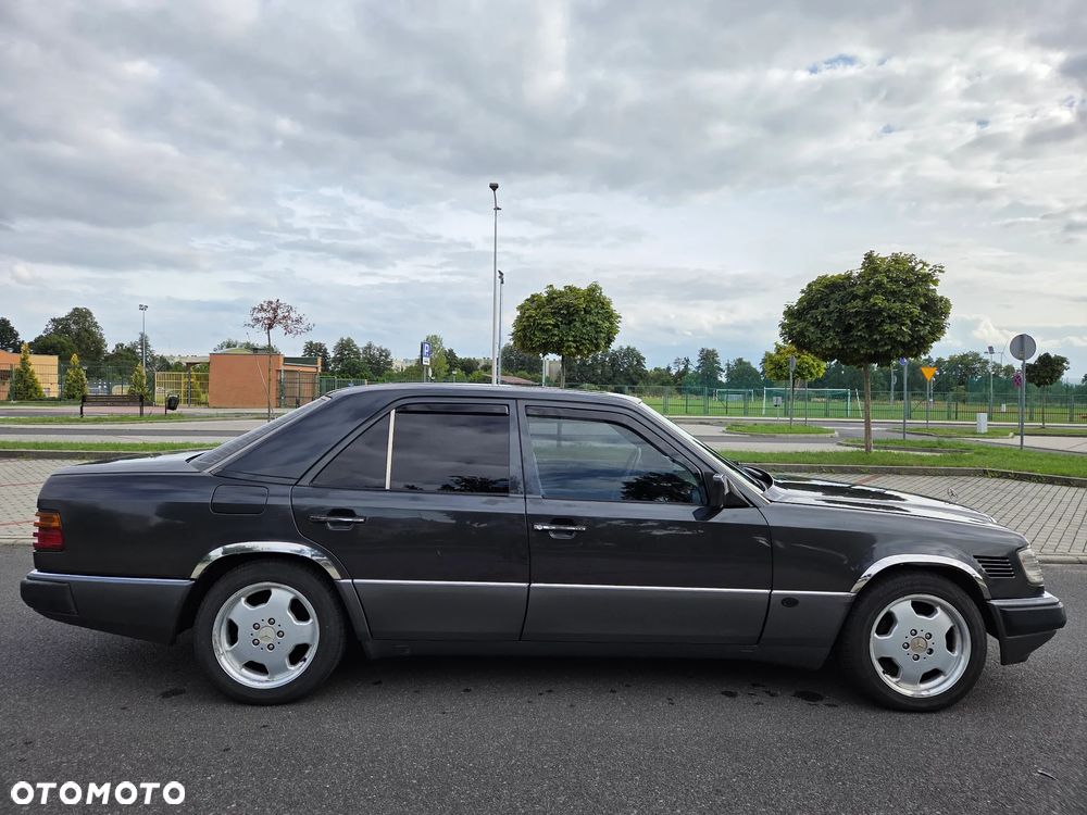 Mercedes-Benz W124 (1984-1993) - 2