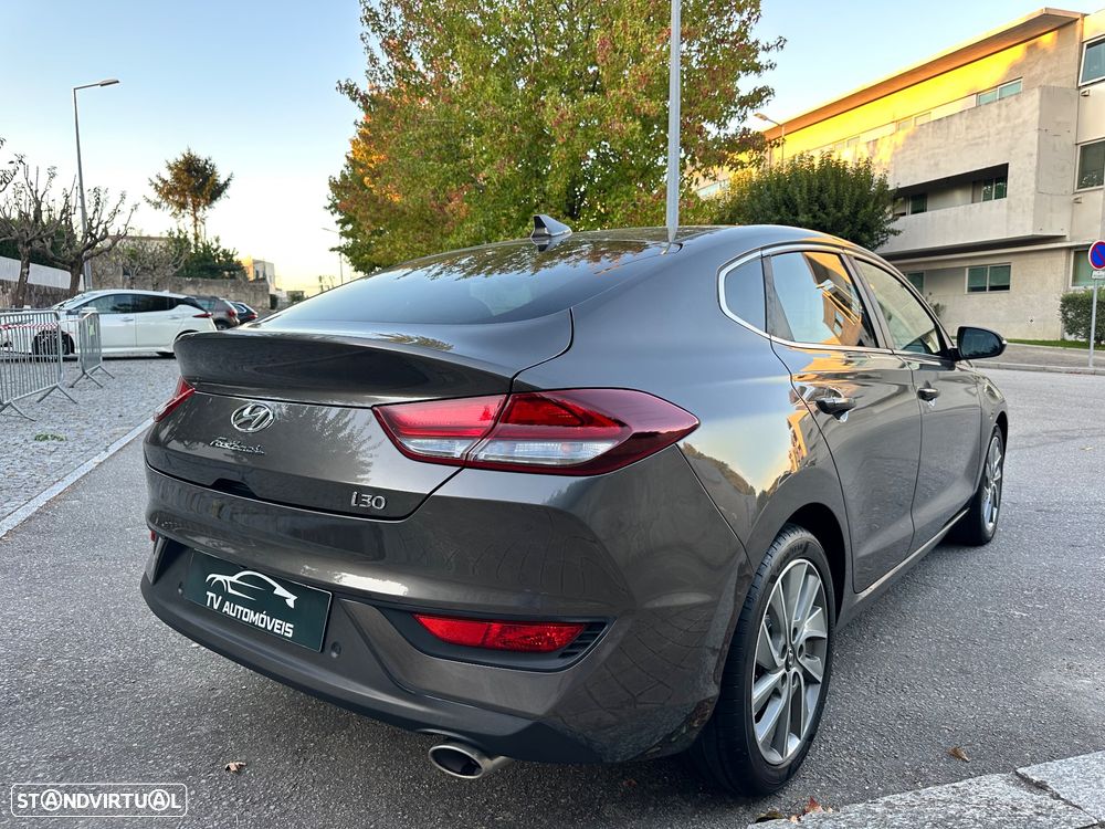 Hyundai i30 Fastback 1.0 T-GDi Style - 12
