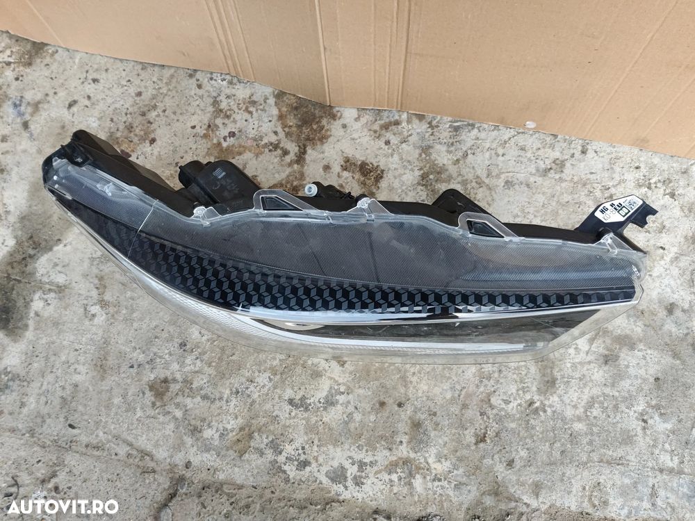 Far dreapta LED Toyota Yaris 2019-2024 cod K0-8EU D8 - 4