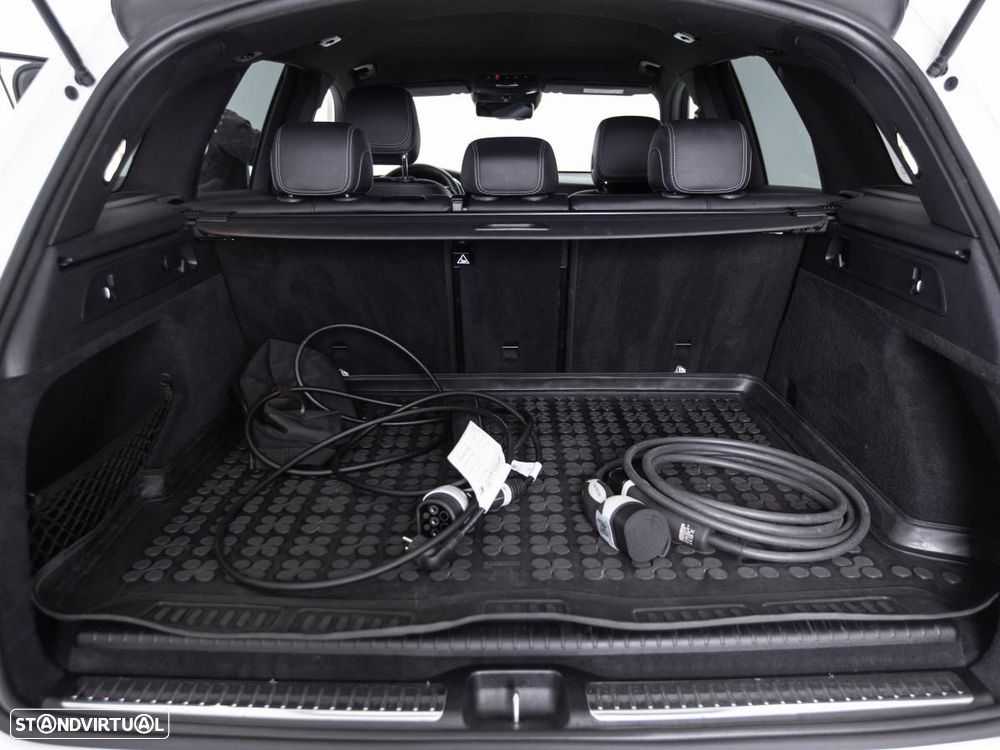 Mercedes-Benz GLC 300 de 4Matic 9G-TRONIC - 13