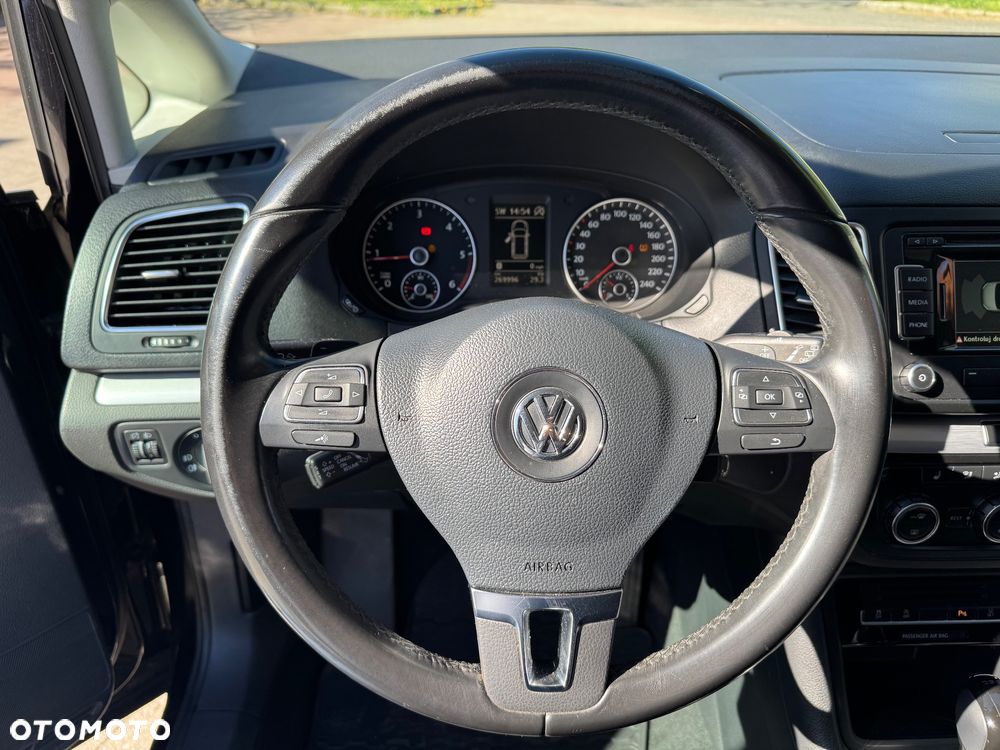 Volkswagen Sharan 2.0 TDI DSG BlueMotion Technology Highline - 15