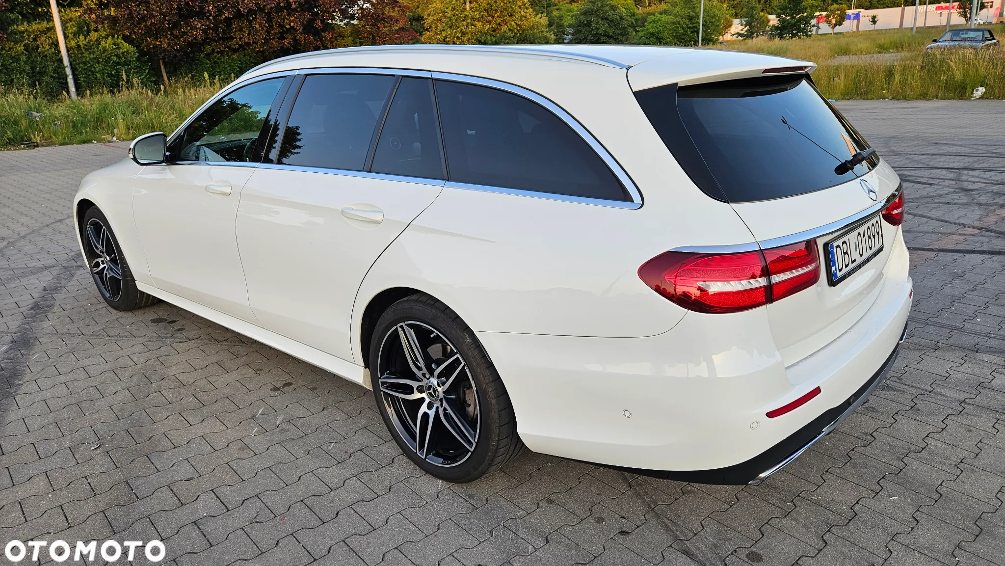 Mercedes-Benz Klasa E 220 d 4-Matic Business Edition 9G-TRONIC - 10