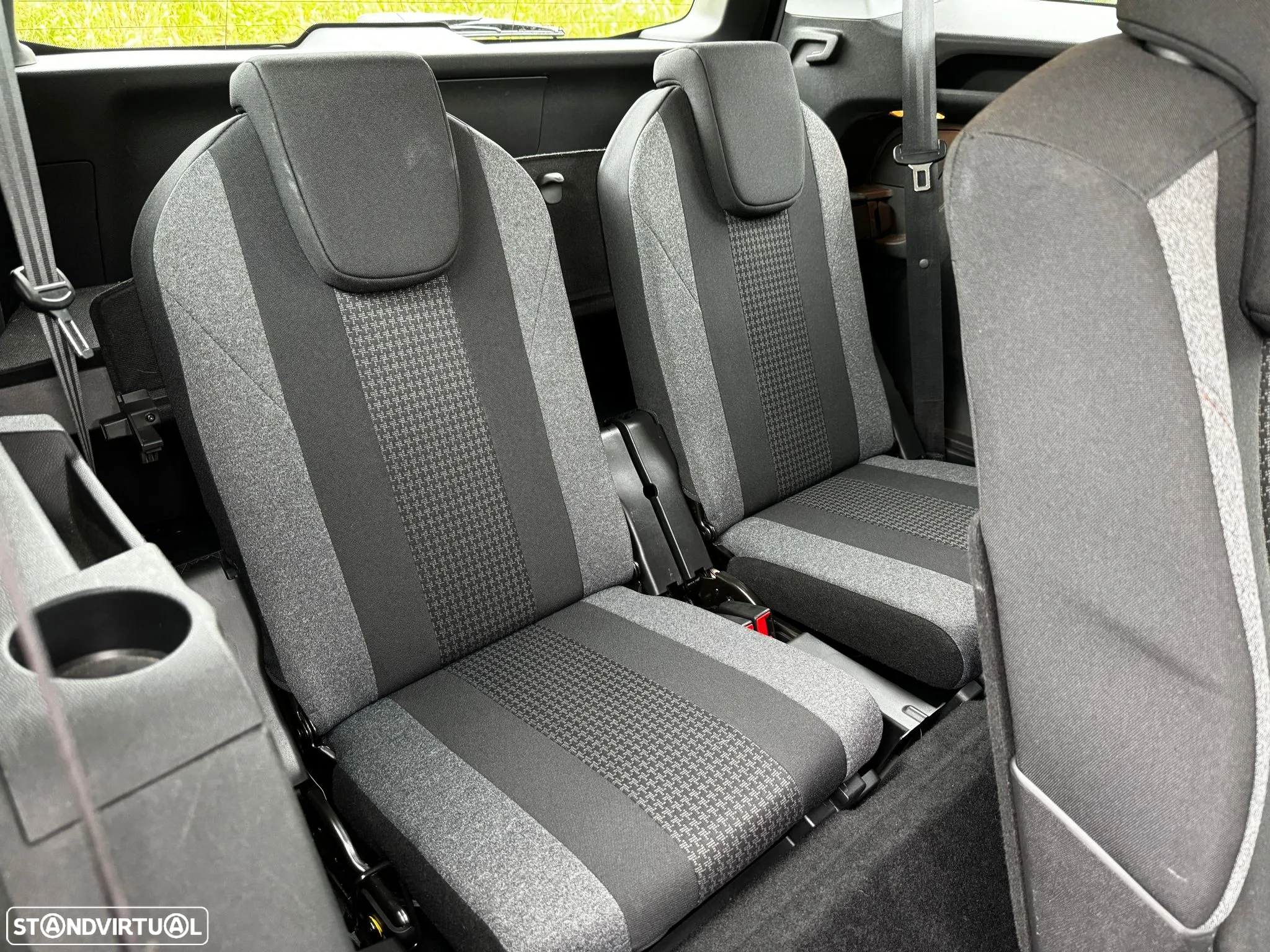 Peugeot 5008 1.5 BlueHDi Active - 36